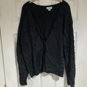 Ava & Viv fuzzy sweater 🖤